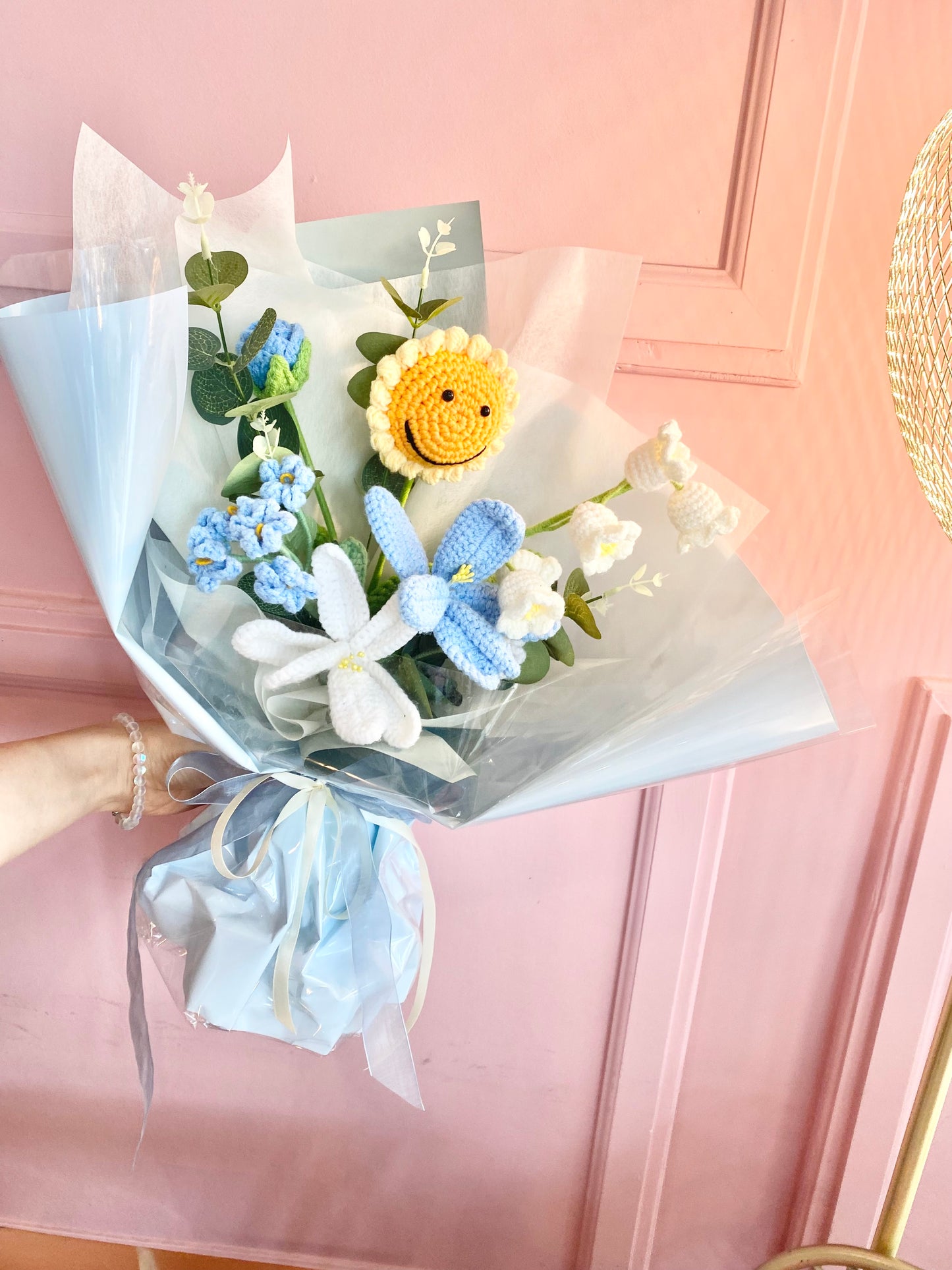Happy Knitted Flower Bouquet