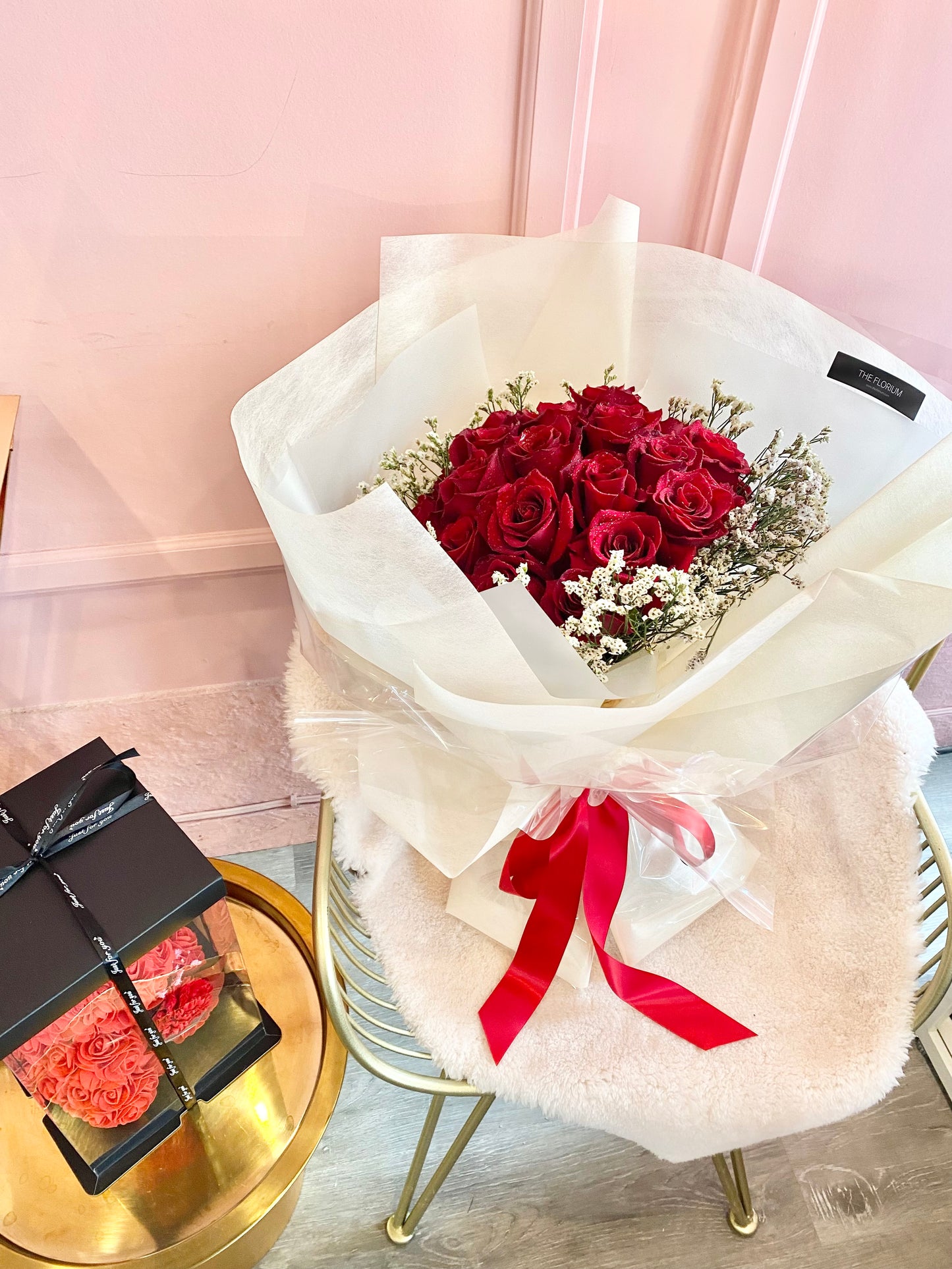 Red Fresh Roses ๐น
