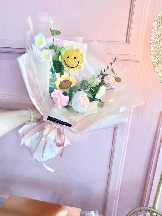 Happy Knitted Flower Bouquet