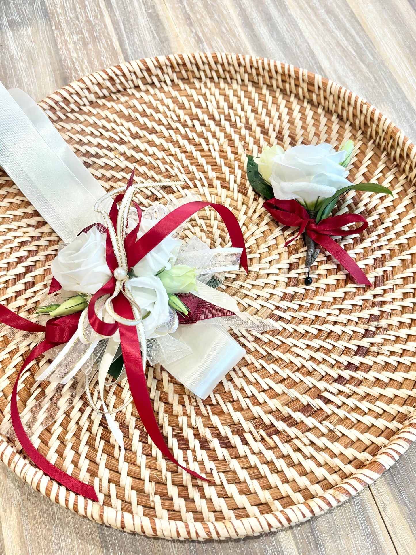 Wrist Corsage/ Boutonniere