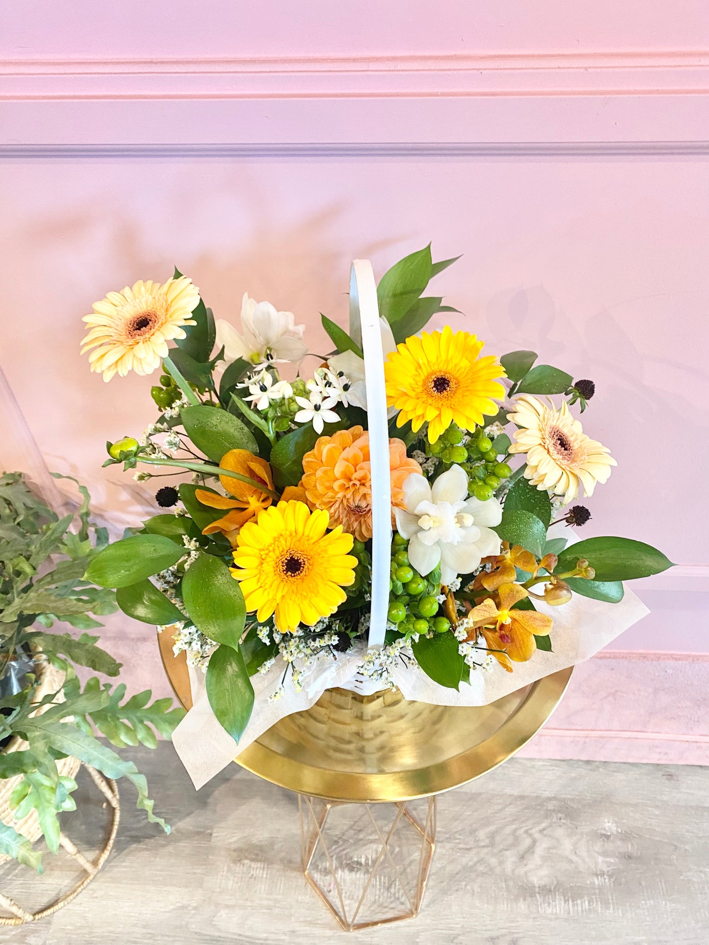 Fresh Flower Basket 🎀